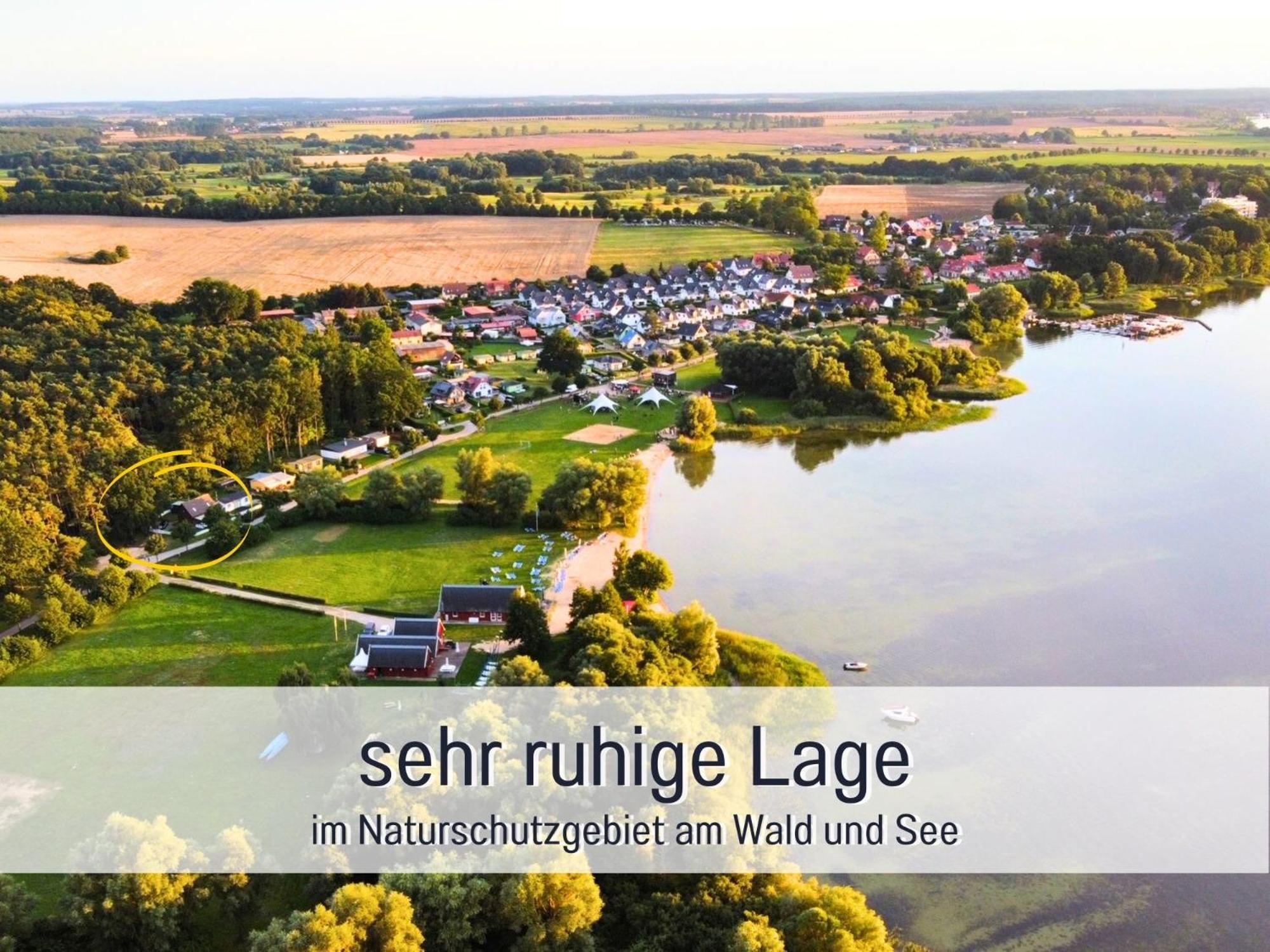 Strandhaus Mathea - Ruhige Lage Direkt Am Fleesensee - Parkplatz, Kamin, Sauna - Familienfreundlich Unter Göhren Esterno foto